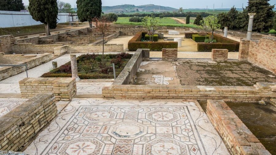 Itálica: 3-Hour City of Emperors Tour from Seville - Key points to know before you book
