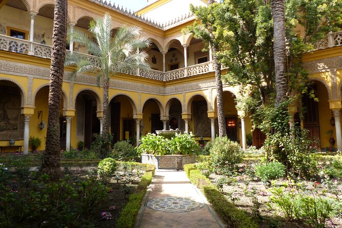 Las Dueñas Palace Guided Tour in Seville with Entrance Included - Why Las Dueñas Palace is worth your Seville time