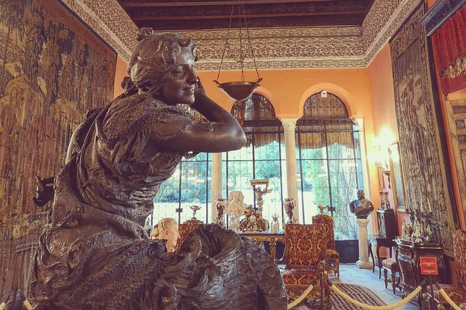 Las Dueñas Palace Guided Tour in Seville with Entrance Included - The Mudejar and Renaissance details to watch for