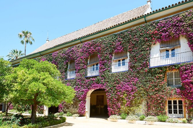 Las Dueñas Palace Guided Tour in Seville with Entrance Included - Who will enjoy this palace tour most