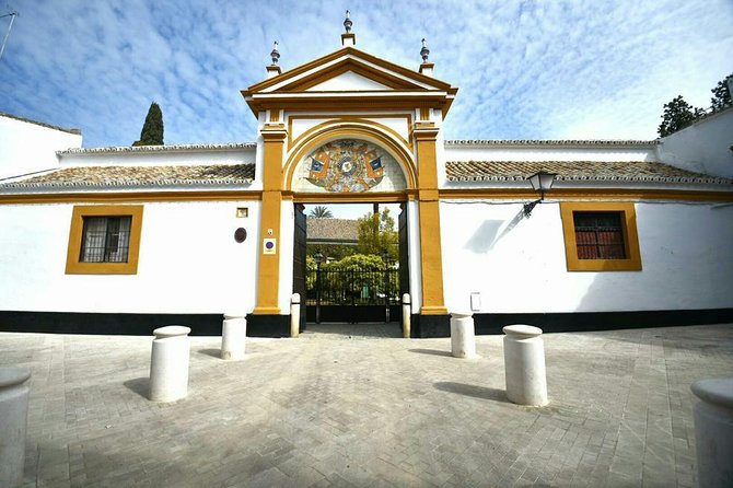 "Las Dueñas" Palace ticket + Audioguide - Comparing Las Dueñas with Seville’s major sights