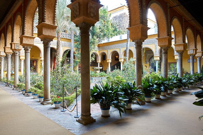 "Las Dueñas" Palace ticket + Audioguide - The courtyards and gardens are the main draw