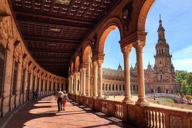 Lisbon and Seville Private Luxury Road Trip - The role of the driver-guide