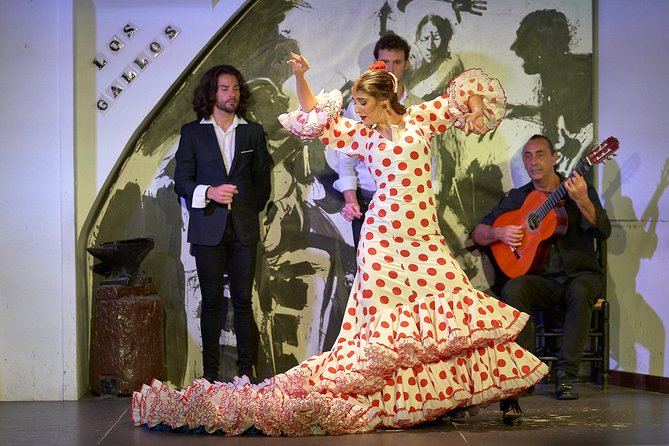 Los Gallos Flamenco Show Admission Ticket - The small theatre is both strength and limitation