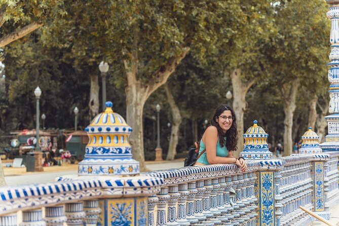 Make Seville unforgettable: Private Photoshoot at Plaza de España - Who should book this Seville photoshoot?