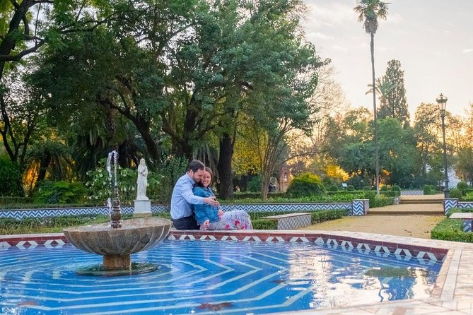 Photo Tour Session in Seville - Is $160.49 a good price?