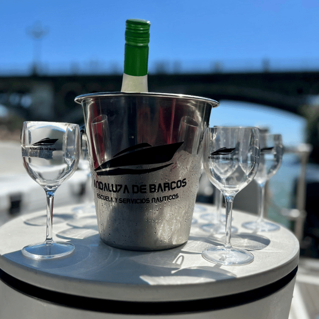 Private boat trip on the Guadalquivir - San Telmo Palace and the first bridge views