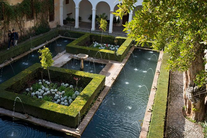 Private Granada Alhambra Tour from Seville - Key points to know before booking