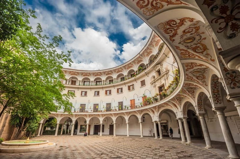 Private Guided Tour of Complete Seville and Jewish Quarter - Seeing the Cathedral and Giralda in a short visit