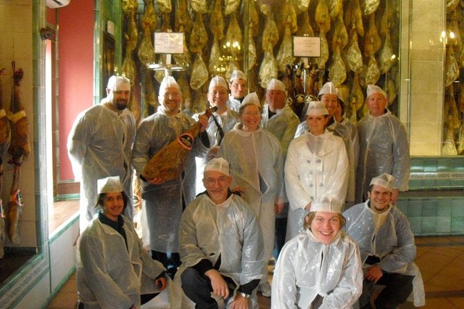 Private Iberian ham tour to the Sierra de Aracena - Time for Aracena and the castle