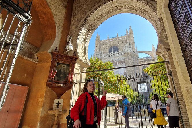 Private Monumental Walking Tour in Seville - Plaza de España and the 1929 turning point