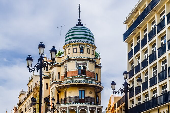 Private Monumental Walking Tour in Seville - Price, group size, and what you receive
