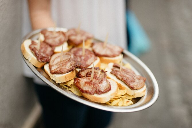 Private Seville Tapas & History Tour - The private format and guide quality