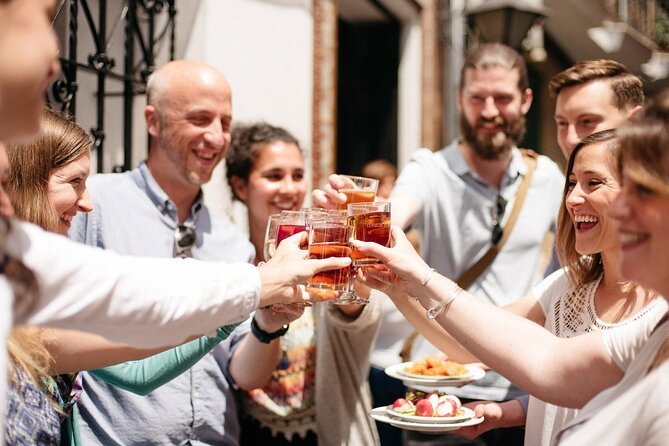 Private Seville Tapas & History Tour - Who should book this Seville evening