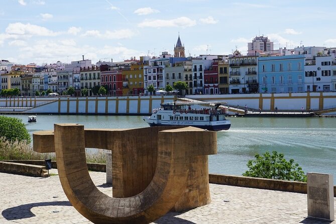 Private tour of Seville highlights - The Archive of the Indies connects Seville to the New World