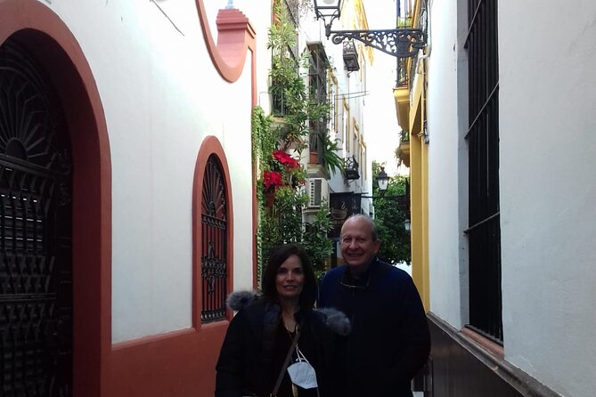 Private tour through the old Jewish neighbourhood. - What the private format means for your group