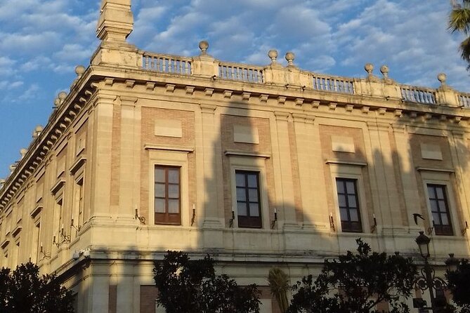 Private tour through the old Jewish neighbourhood. - Who will get the most from this Seville walk