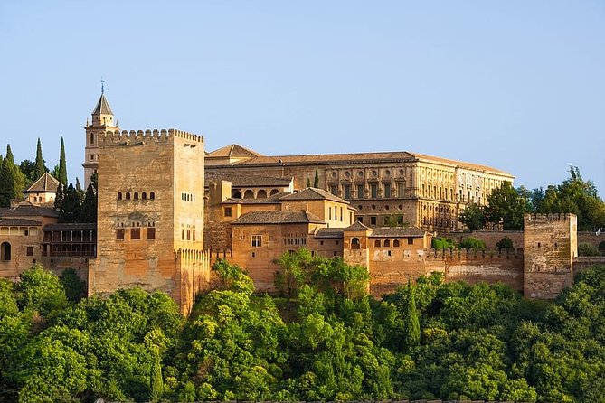 Private transfer from/to Seville to/from Granada with optional stop in Cordoba - Price and the question of value