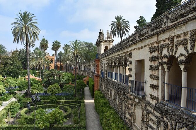 Private visit to the Real Alcazar of Seville (tickets included) - Ending in the gardens