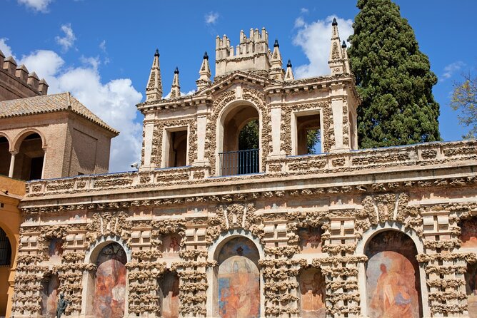Private visit to the Real Alcazar of Seville (tickets included) - What the private format is worth