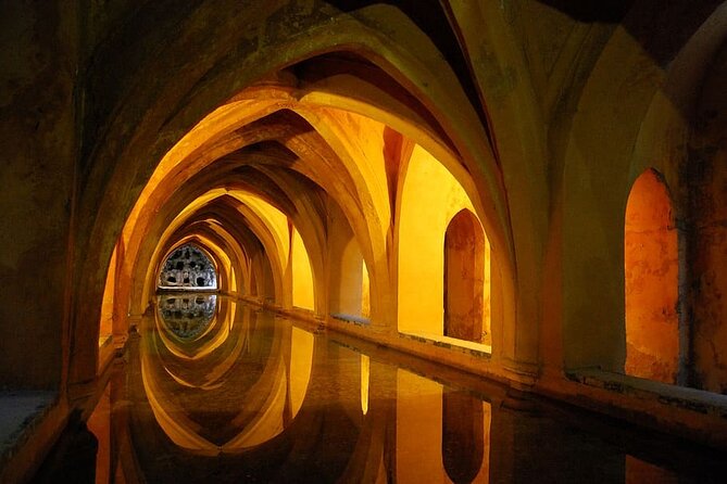 Private visit to the Real Alcazar of Seville (tickets included) - Guide quality and how to get the most from it