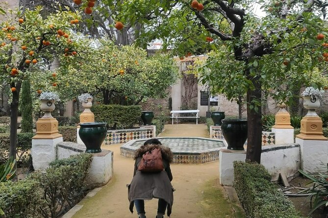 Private Walking Tour Alcazar and Cathedral in Sevilla - Timing, comfort, and practical limits
