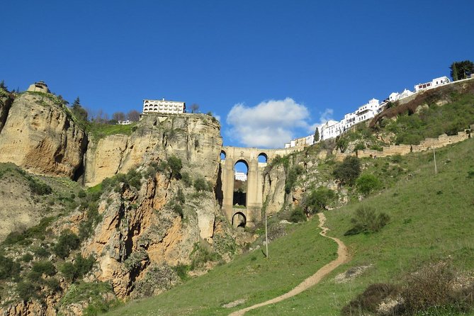 Private White Villages & Ronda Day Tour from Seville - The optional Garganta Verde hike