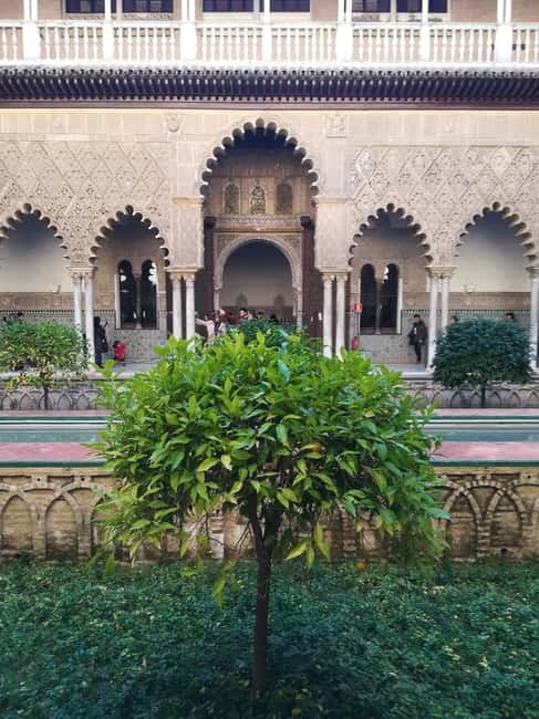 Real Alcázar of Seville Skip-the-Line Private Tour - The Gothic Palace and its cooler corners