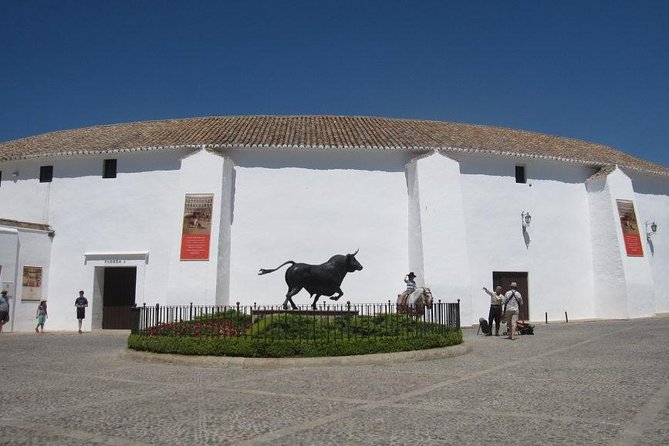 Ronda and White Villages Guided Day Tour from Seville - Puente Nuevo from above and below