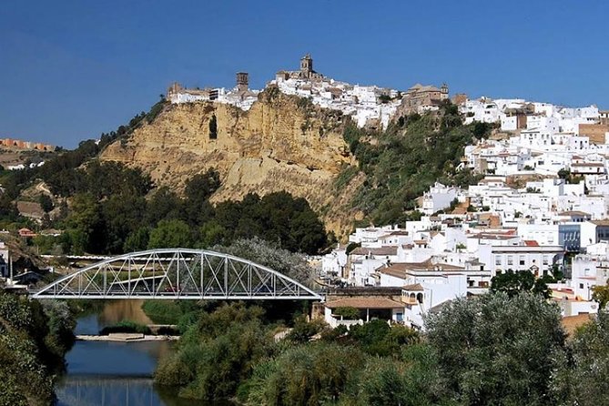 Ronda and White Villages Guided Day Tour from Seville - Ronda’s bullring and its missing admission fee