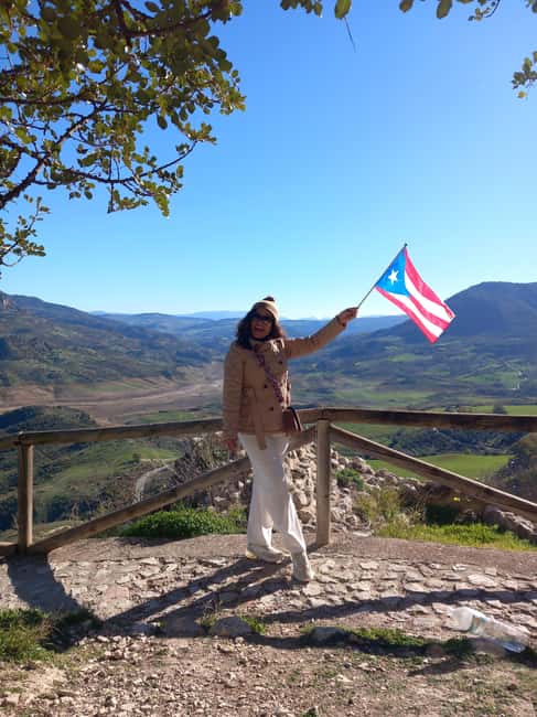 Ronda and White Villages: Small Group Day Trip Experience - Setenil’s houses under the rock