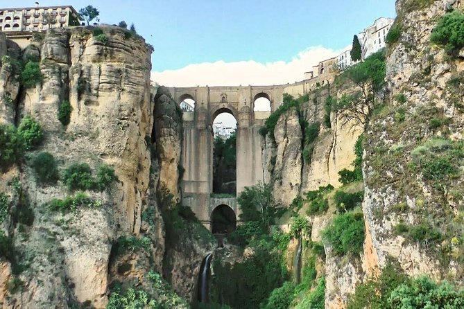Ronda & White Villages Small Group Tour from Seville - Ronda begins with the best views