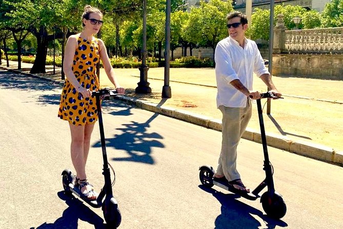 Scooter tour in Seville - Riding through Seville with a first-time-friendly setup