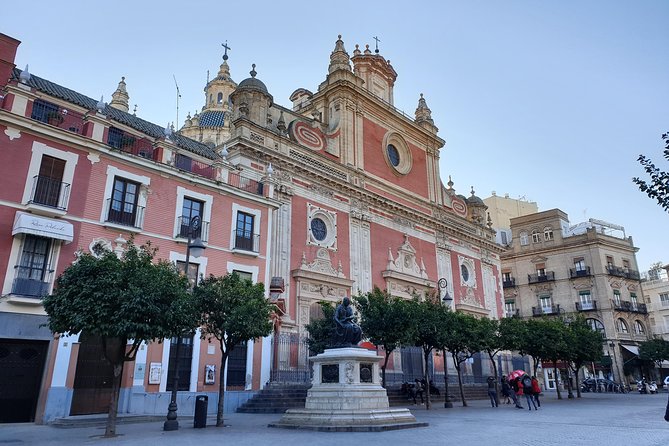 Sevilla Food Tour: Tapas, Wine, History & Traditions - Alfalfa’s Small Tavern and Regional Tostas