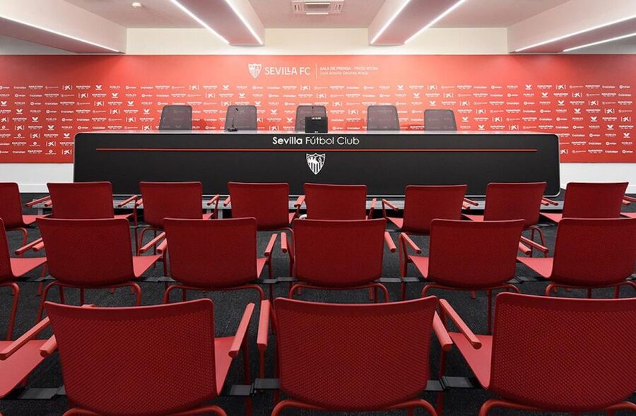 Sevilla: Ramón Sánchez Pizjuán Stadium Entry Ticket - Into the VIP box and president’s view
