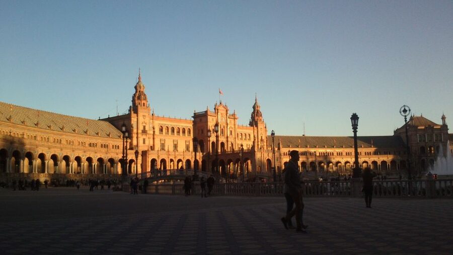 Seville: 2.5-Hour Evening Electric Bike Tour - What the electric bike adds to the experience