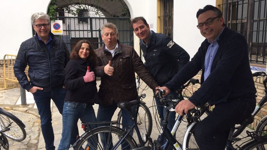 Seville: 2.5-Hour Private City Tour by Bike - Along the river toward Triana and the Torre del Oro