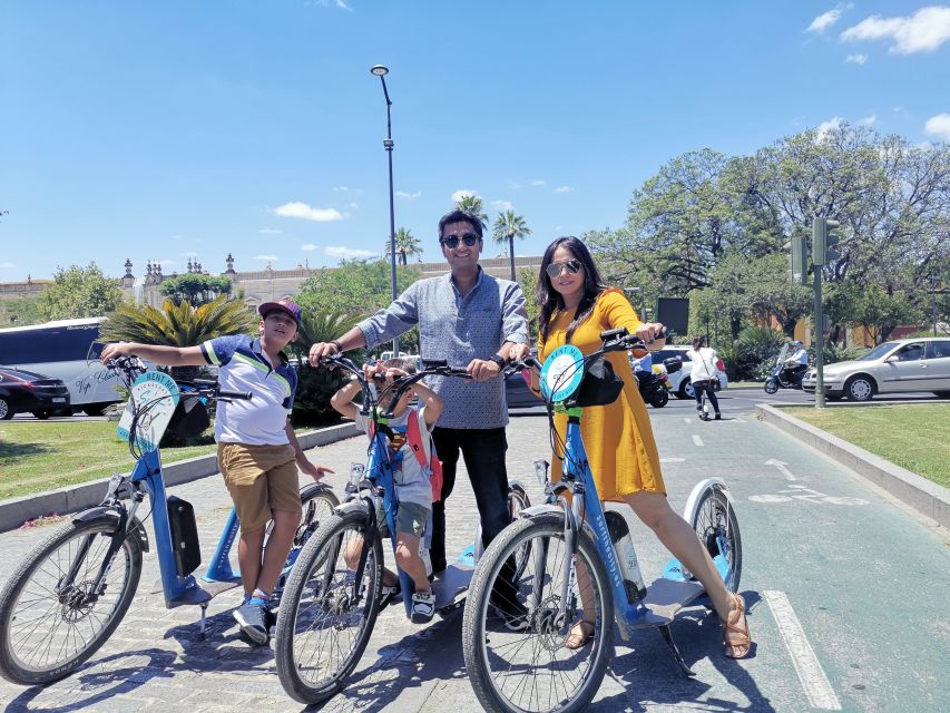 Seville: 2-Hour Electric Kickscooter tour - Starting with the Archivo de Indias and Cathedral
