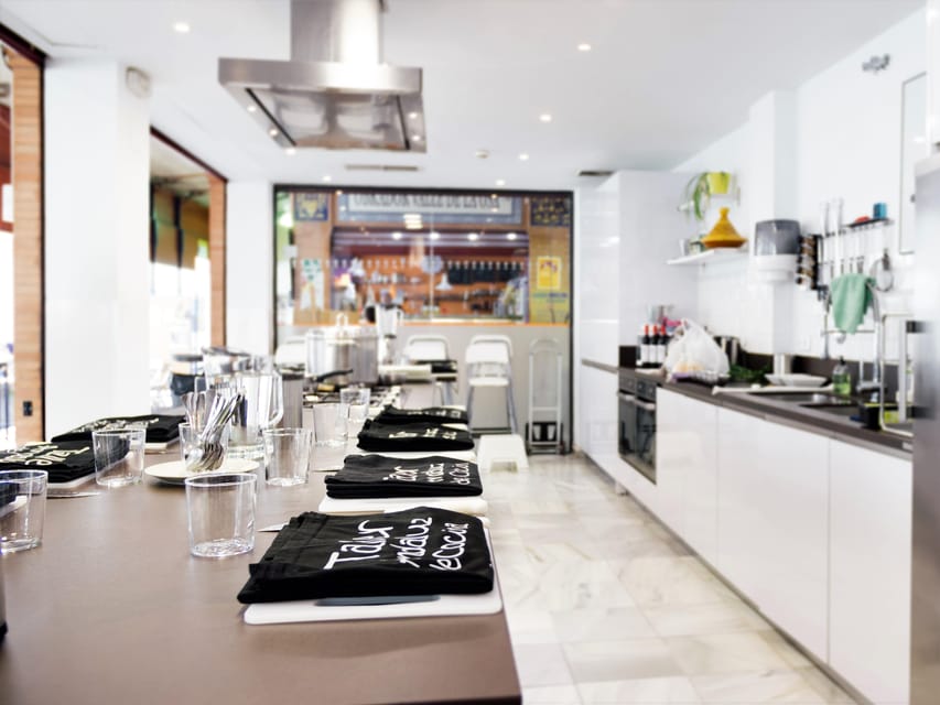 Seville: 3.5-Hour Spanish Cooking Class & Triana Market Tour - A genuinely hands-on kitchen lesson