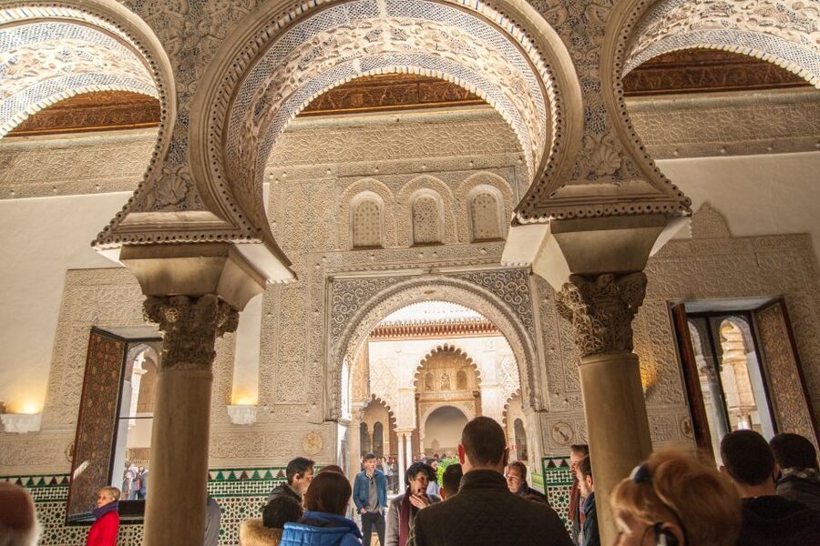 Seville: Alcázar and Cathedral Entry Ticket and Guided Tour - The Giralda Climb and City Views