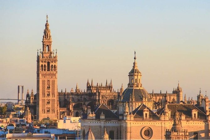 Seville Alcazar, Cathedral and Giralda Skip-The-Line Guided Tour - The Giralda: Seville’s former mosque minaret