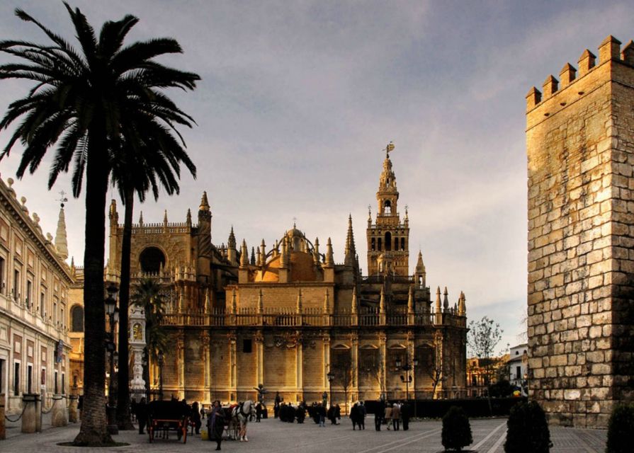 Seville: Alcazar, Cathedral, and Giralda Skip-the-Line Tour - Should you book the Alcazar, Cathedral, and Giralda tour?