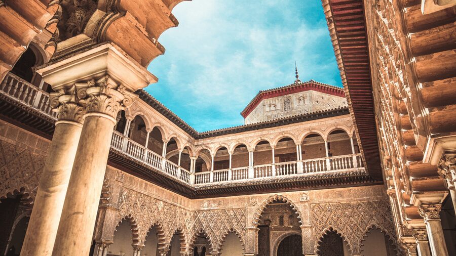 Seville: Alcazar, Cathedral, and Giralda Skip-the-Line Tour - The Royal Alcazar and the Palace of Dorne
