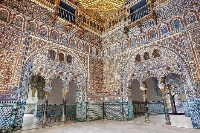Seville: Alcázar,Cathedral and Plaza España Private Tour - Entering the Royal Alcázar after Islamic and Christian rule