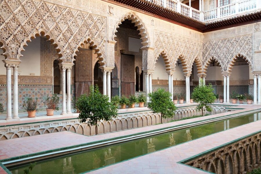 Seville: Alcázar, Cathedral & Giralda Fast Track Guided Tour - The Royal Alcázar and its layered palaces