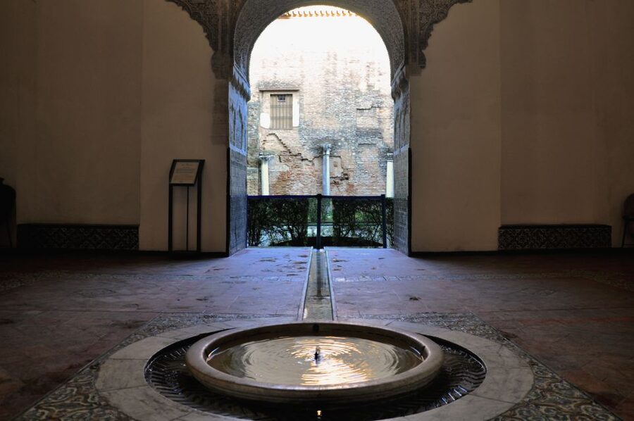 Seville: Alcazar & Cathedral Skip-the-Line Guided Tour - Why these two monuments belong together