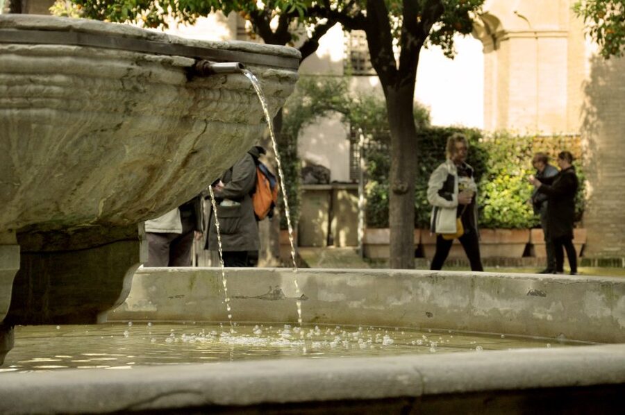 Seville: Alcazar & Cathedral Skip-the-Line Guided Tour - Starting at Calle Hernando Colón 6