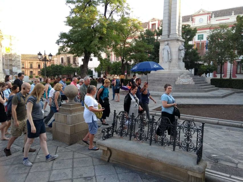 Seville: Alcázar Fast-Track Access with Guided Tour - Shared or private: which format makes sense?