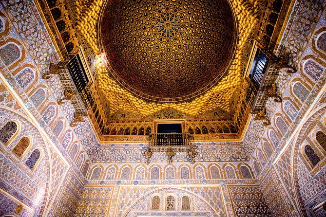 Seville Alcázar: Guided Premium Tour with Priority Entrance - Why the Alcázar deserves your time