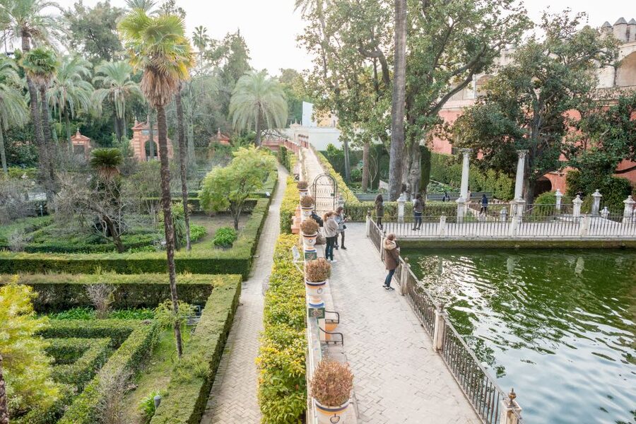 Seville: Alcazar Guided Tour with Entrance - Reading the Alcazar’s four architectural styles